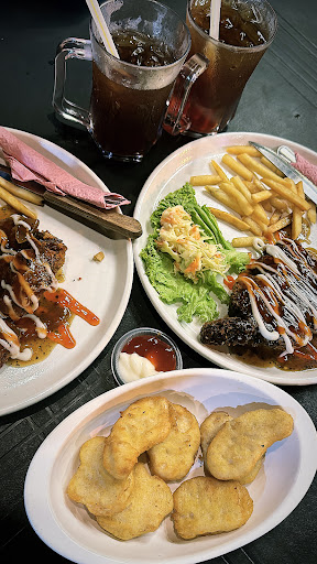 Port Makan Anot’s Kitchen Port Makan Anot’s Kitchen