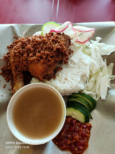 Ayam Gepuk Pak Raden Alor Star