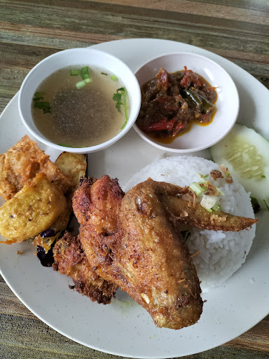 Restoran Gulai Panas Che Su
