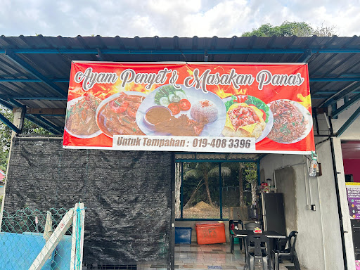 Ayam Penyet Dan Masakan Panas