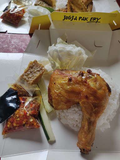 Ayam Gepuk Jogja Pak Ery Kulim