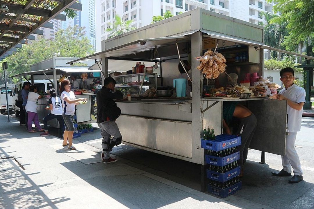 qalsum food stall