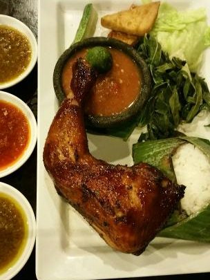 terbaik ayam penyet di sibu
